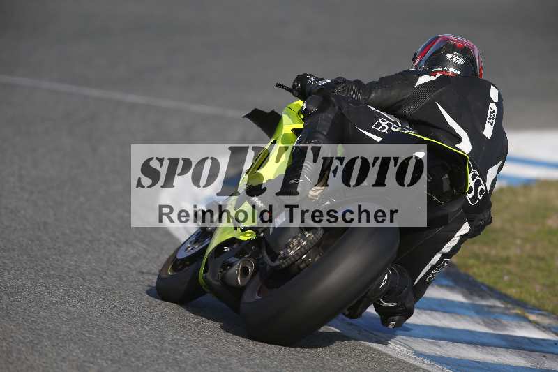 /Archiv-2024/02 29.01.-02.02.2024 Moto Center Thun Jerez/Gruppe gruen-green/229